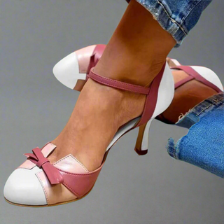 Bellarosa | Kleurrijke sandalen met knoop en band, ronde neus