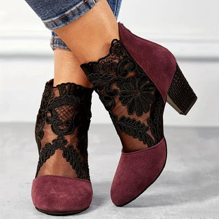 Sophie Dames Enkelboots met Bloemenkant - Elegantie en Comfort