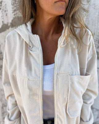 VERONIKA | Ribfluwelen Jas
