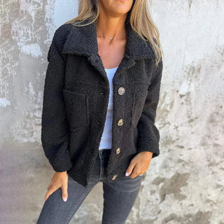 DION |  Korte woljas met revers